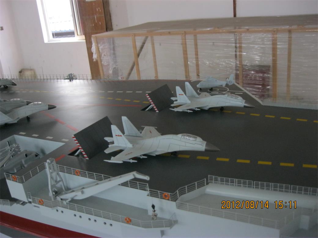 石嘴山辽宁舰模型